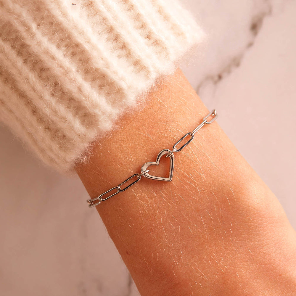 Open Heart Paperclip Chain Bracelet 9