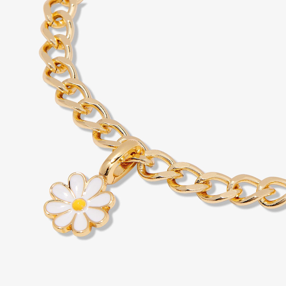 Harper Daisy Charm 5