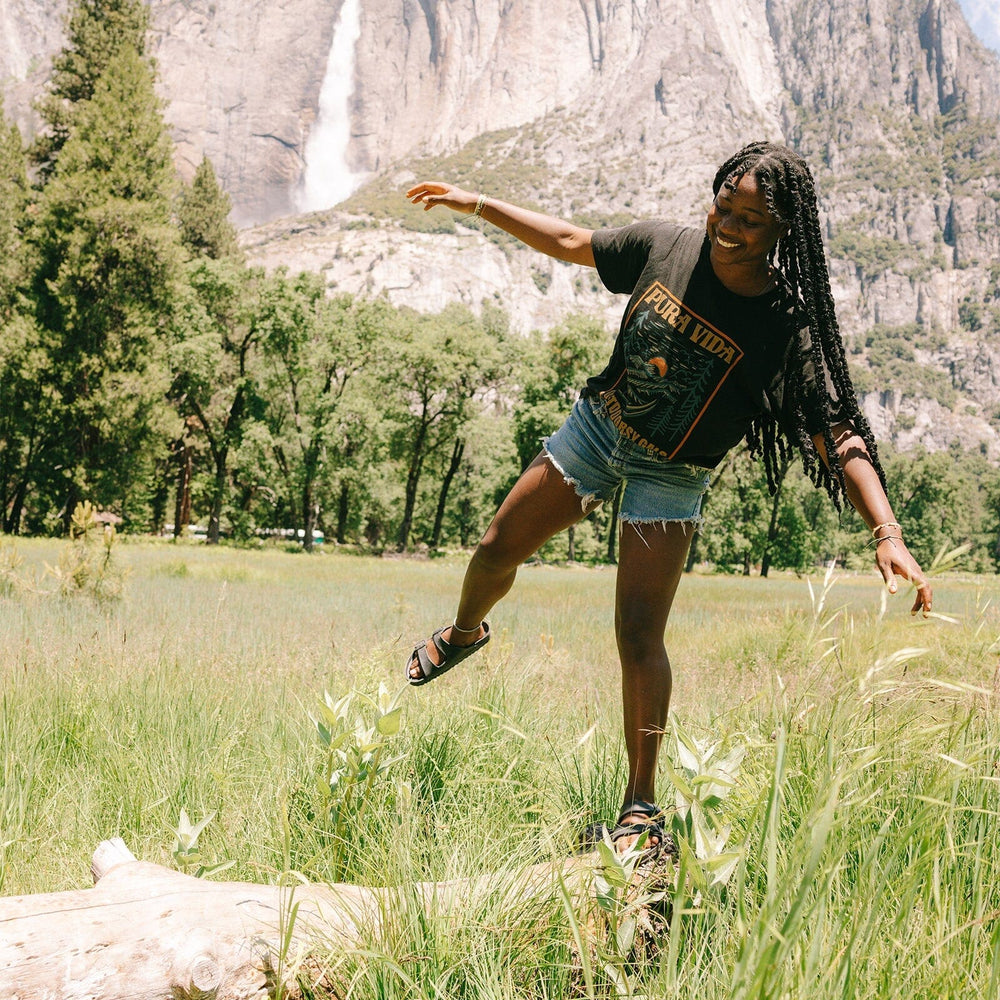 Black Stone Wash Outdoorsy Gals Tee 7