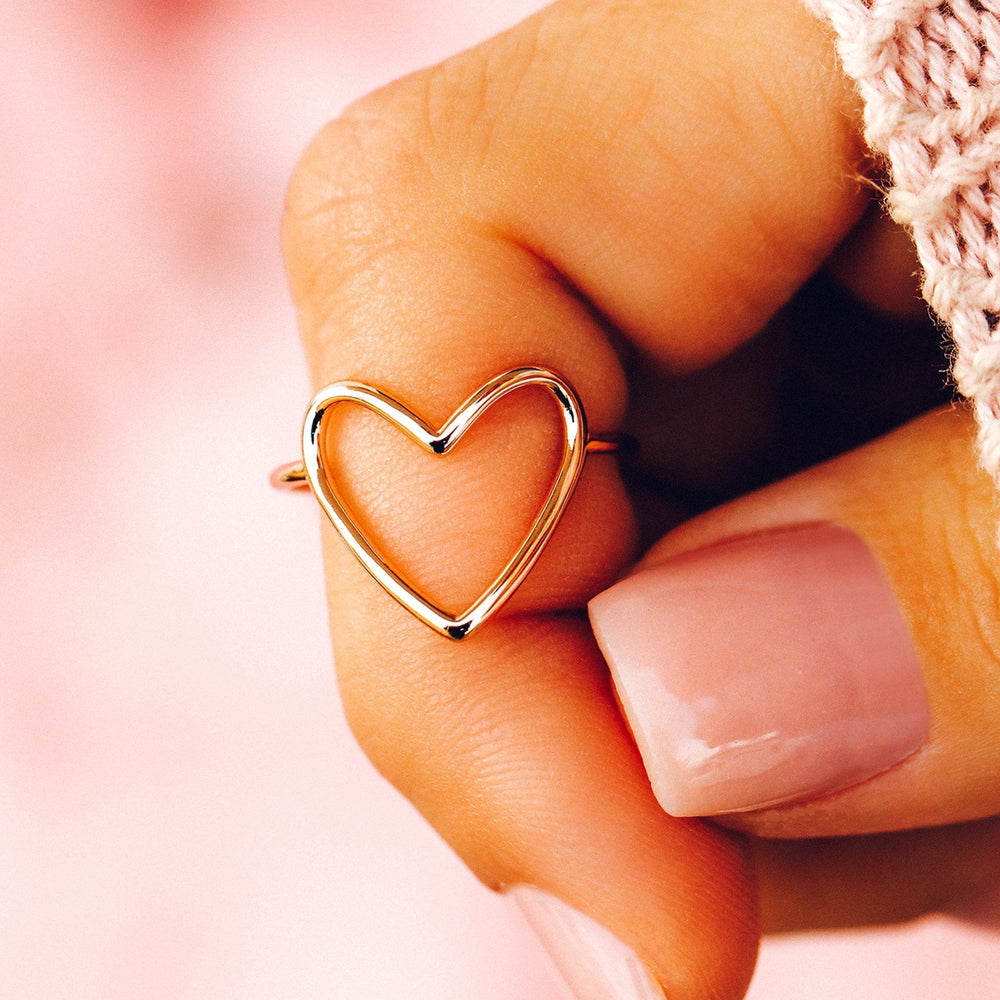 Statement Heart Ring 4