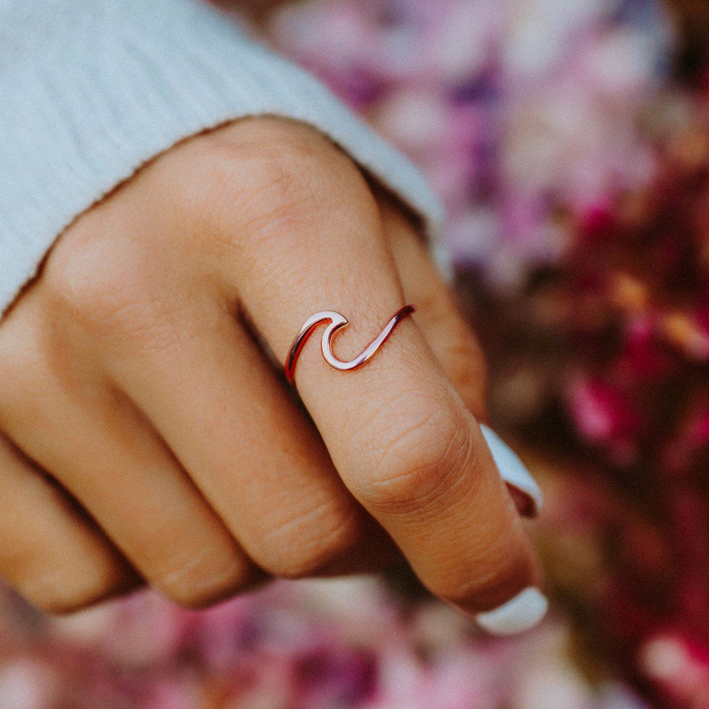 Rose Gold Wave Ring 2