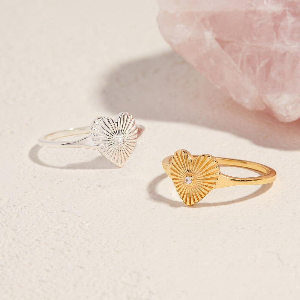 Sunburst Heart Ring 8