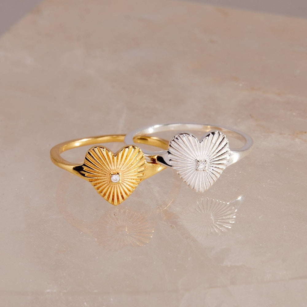 Sunburst Heart Ring 5